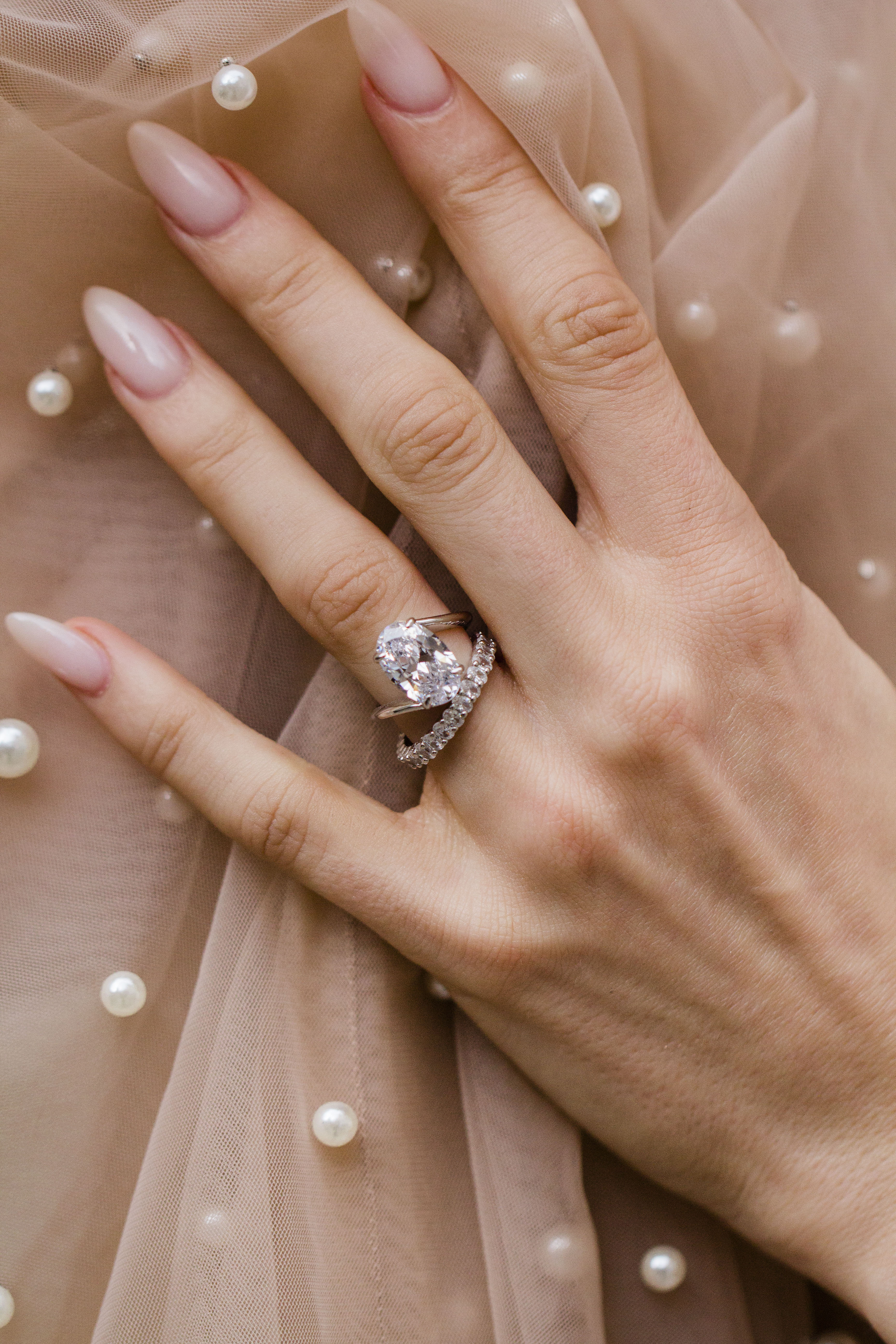 The Arden Ring (4.9 Carat) - Image 9