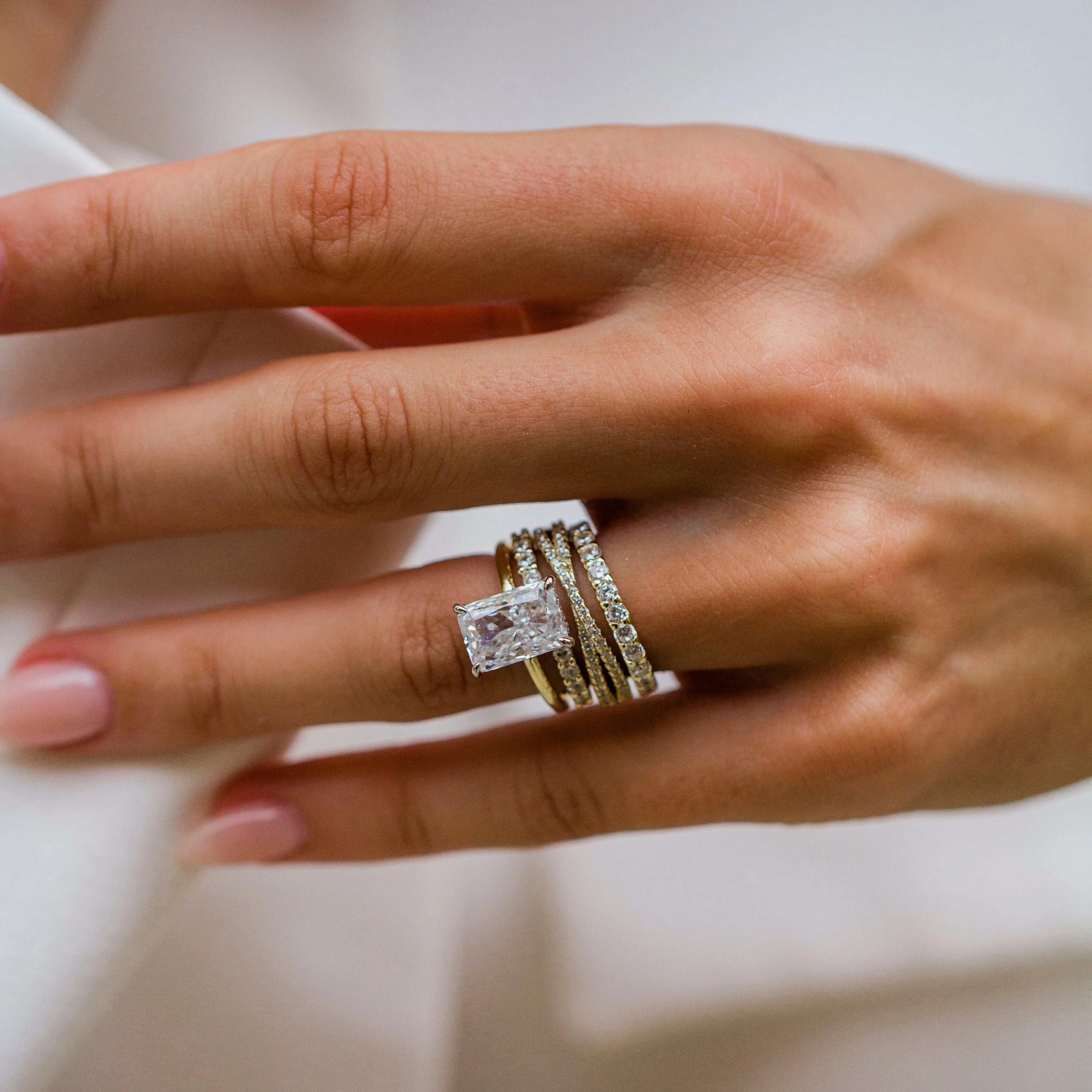 The Astrid Ring (3.3 Carat) - Image 3