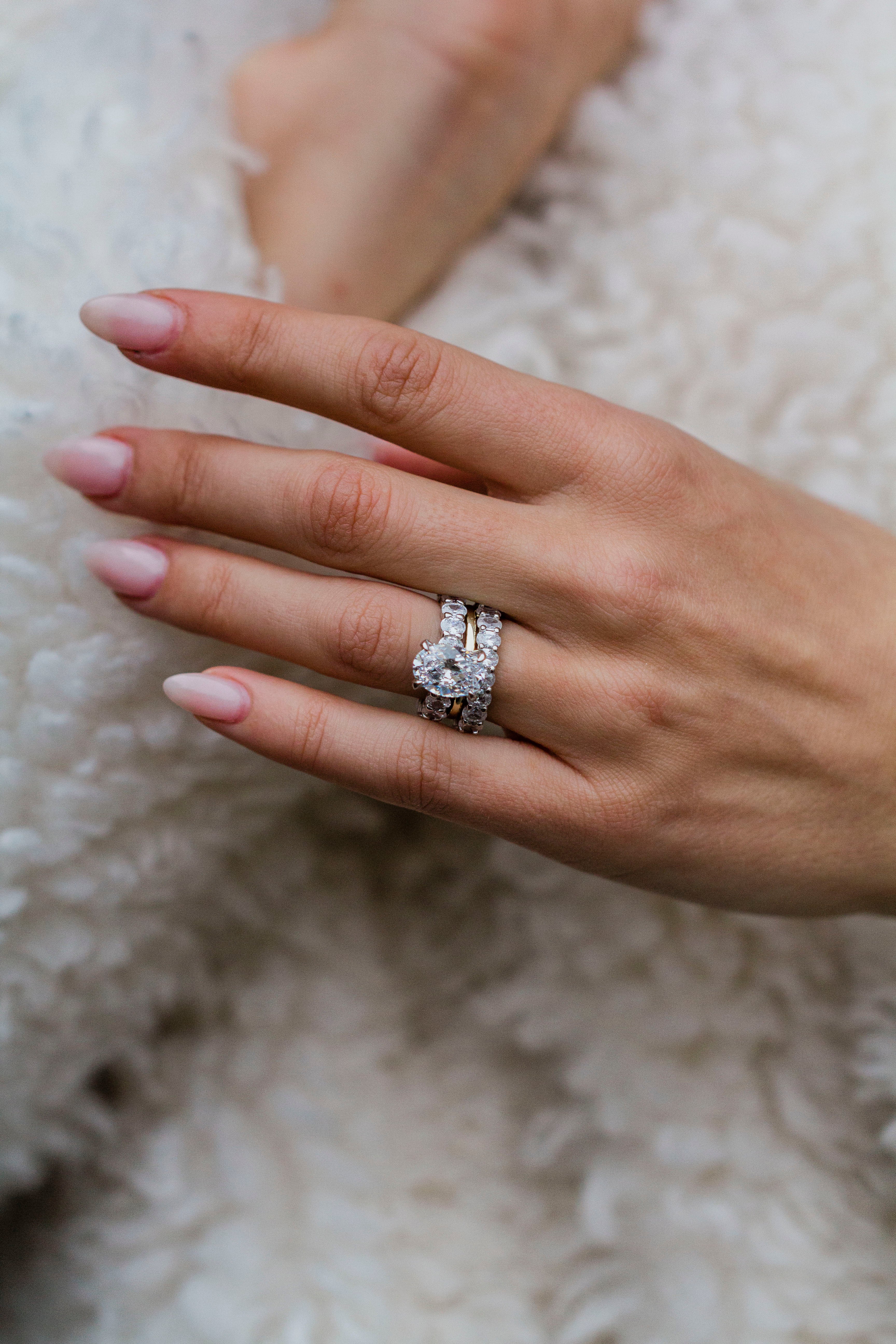 The Bella Ring (3.5 Carat) - Image 4