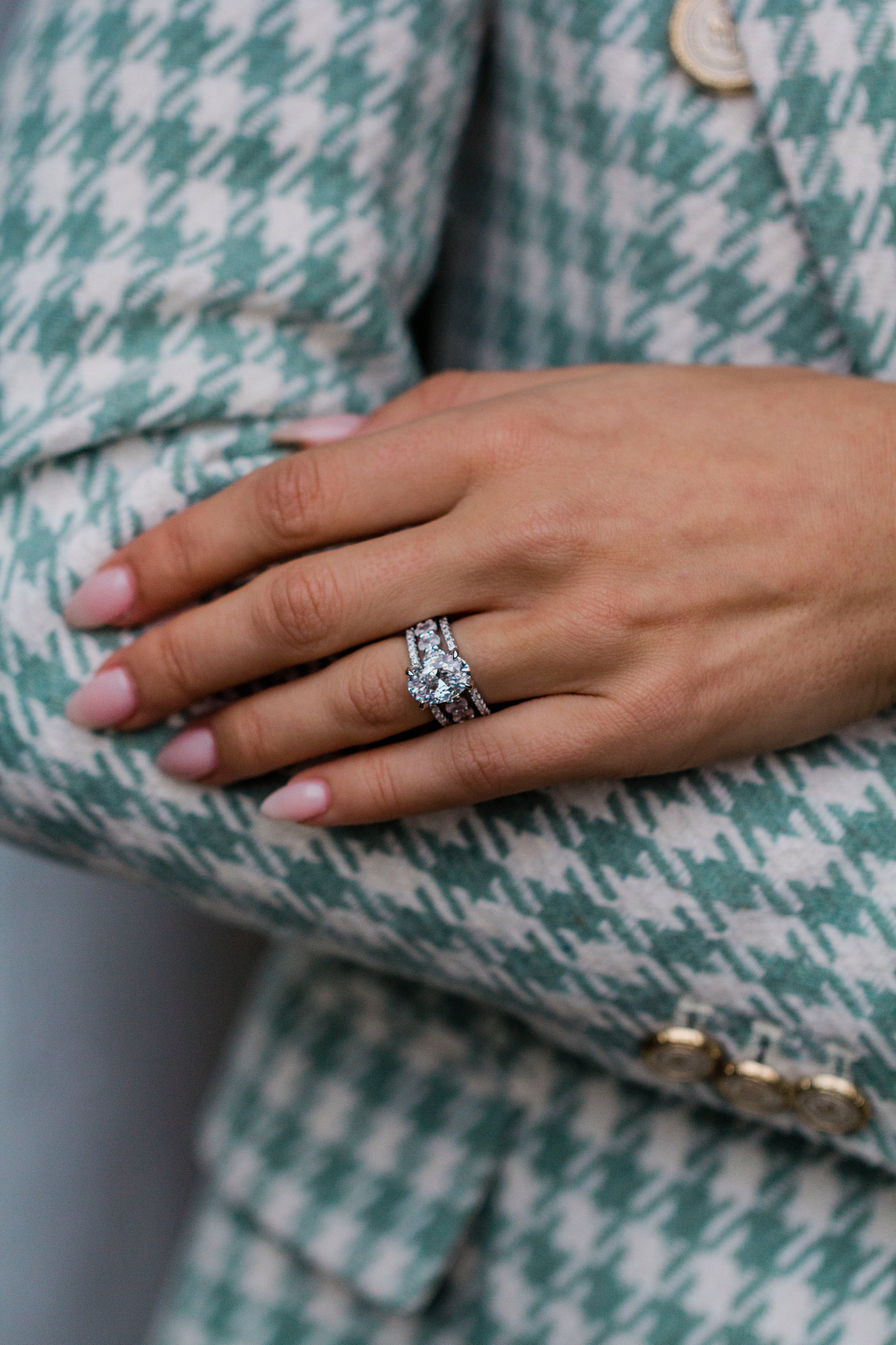 The Bella Ring (3.5 Carat) - Image 6