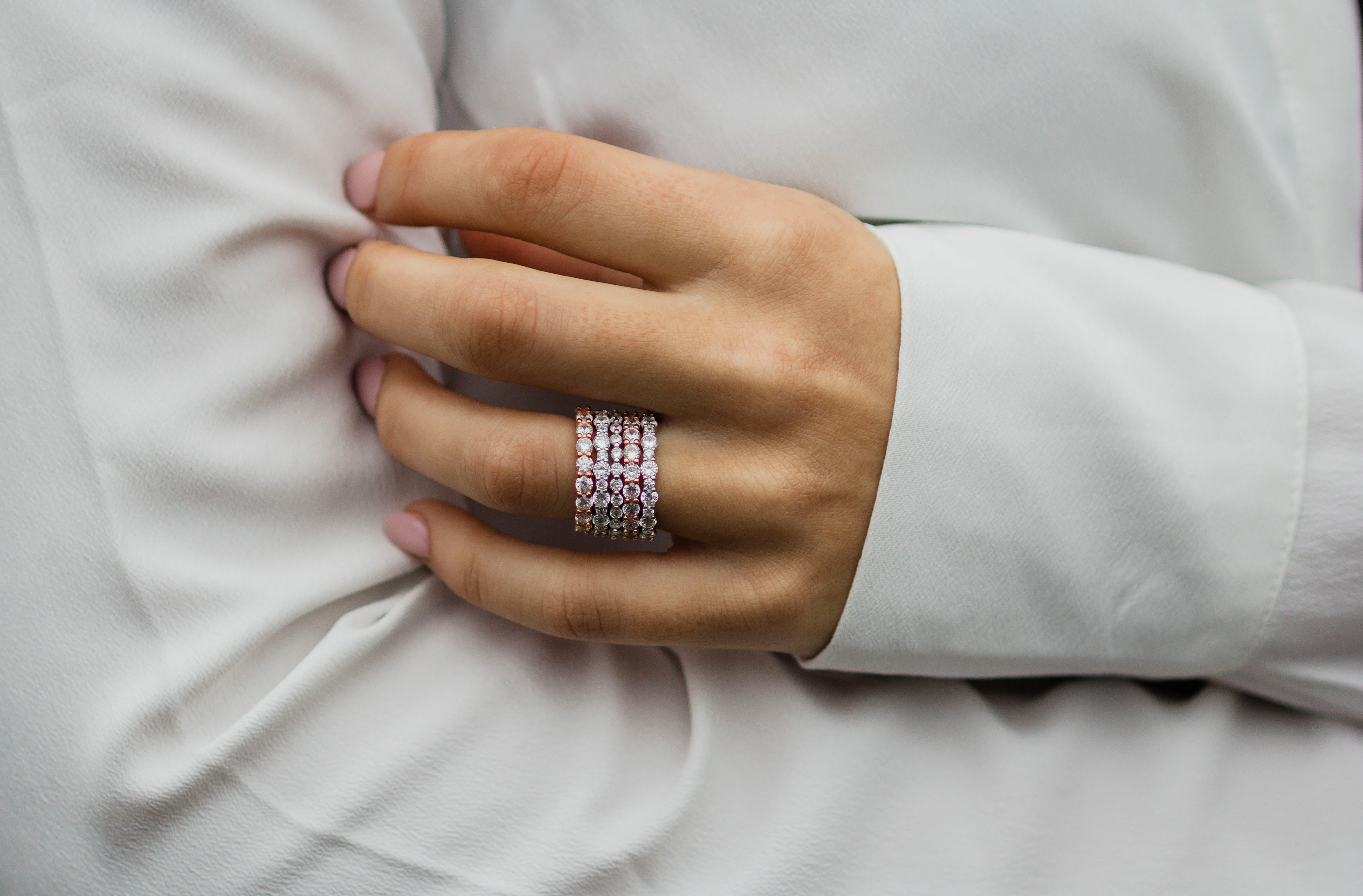 The Ella Band (2 Carat) - Image 4