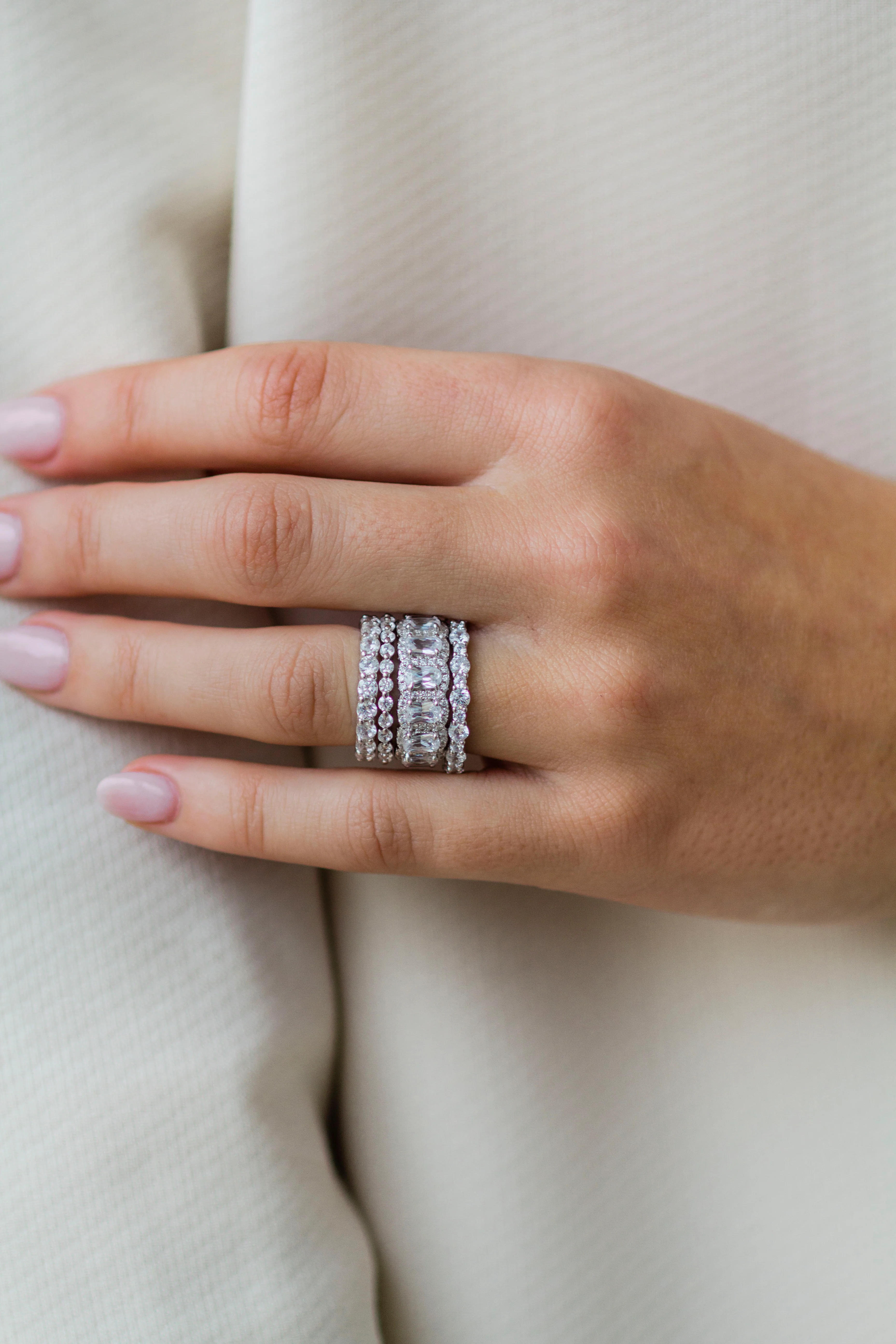 The Ella Band (2 Carat) - Image 8