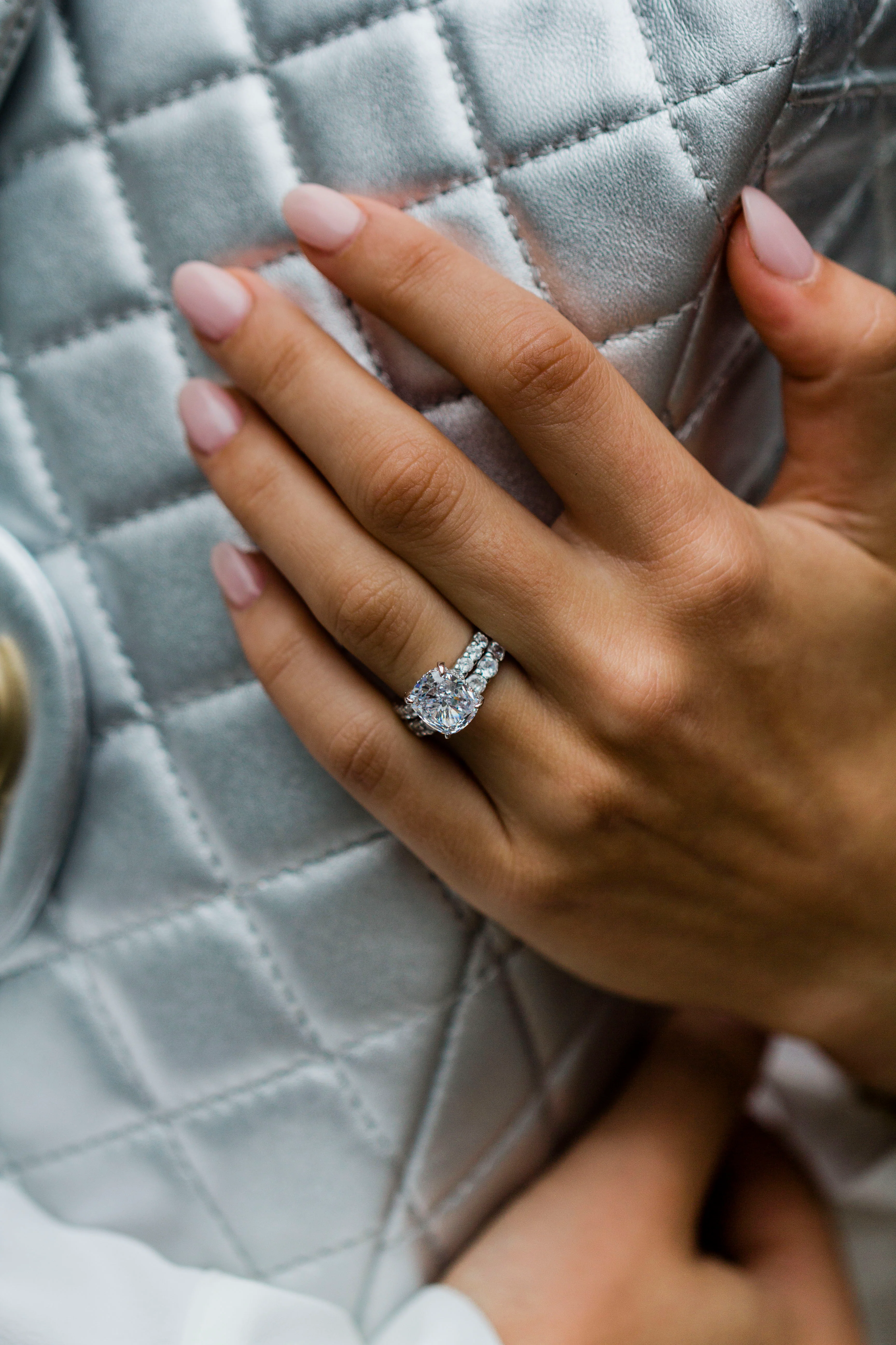 The Elsa Band (1 Carat) - Image 11