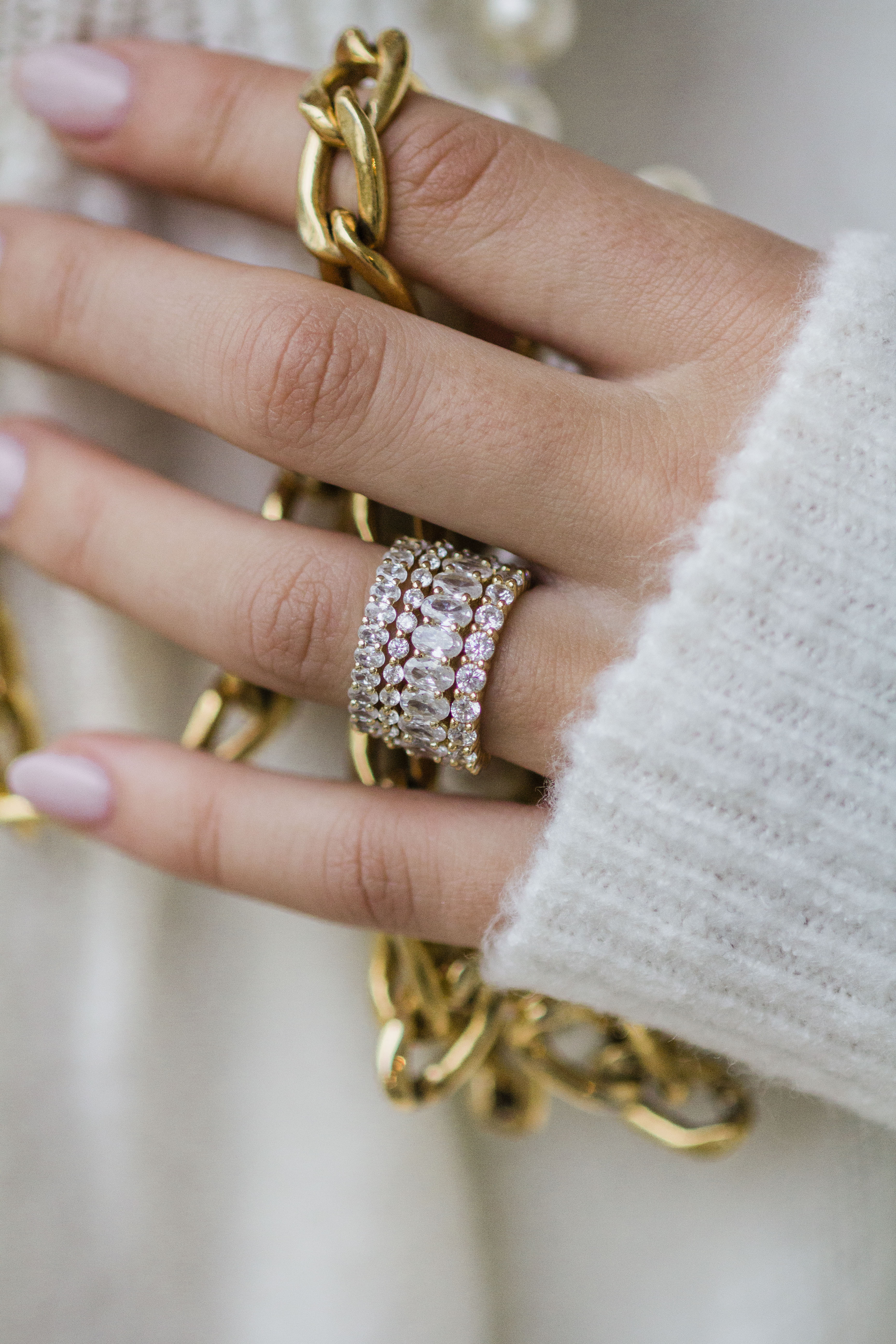 The Priscilla Band (5 Carat) - Image 17