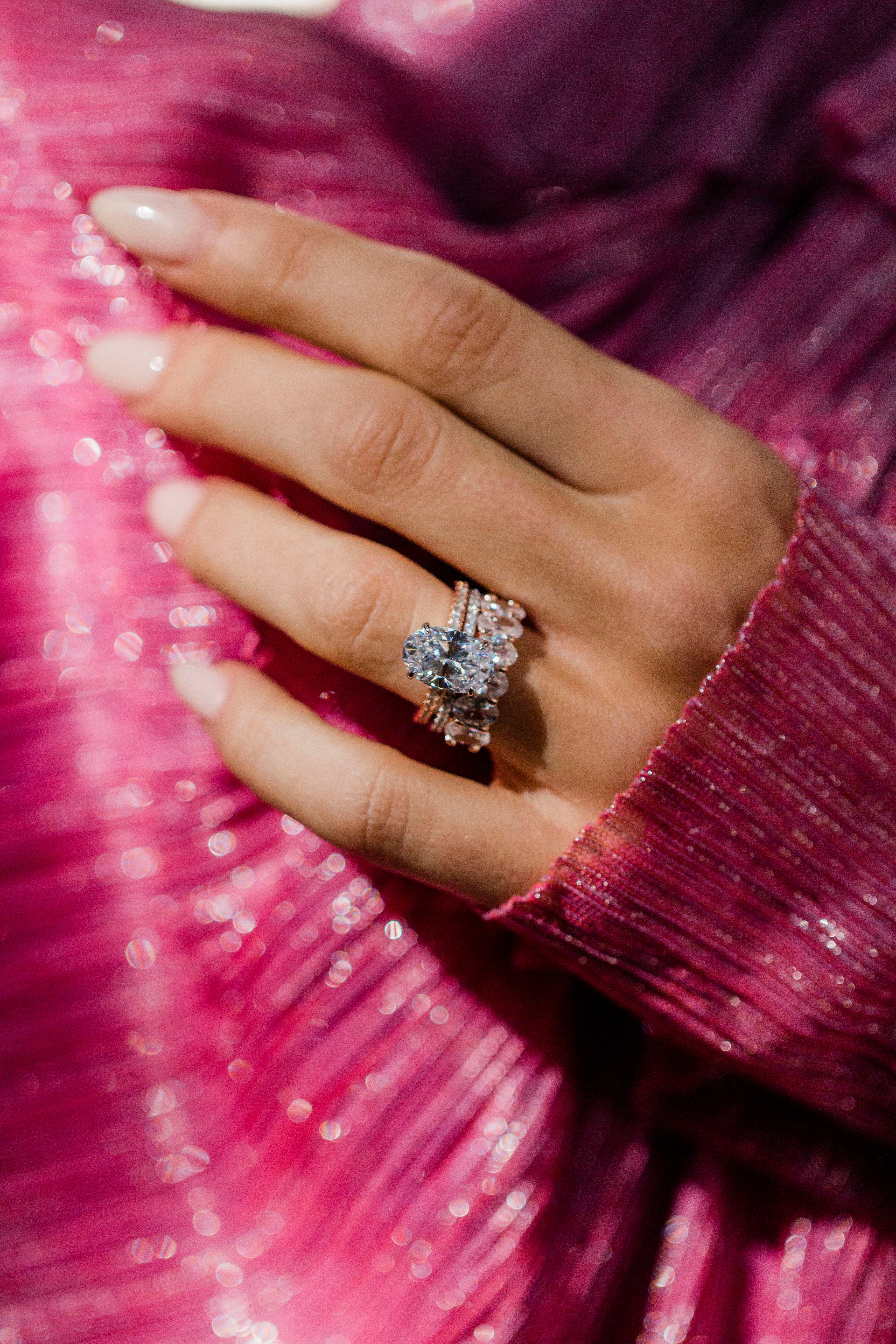 The Priscilla Band (6 Carat) - Image 9