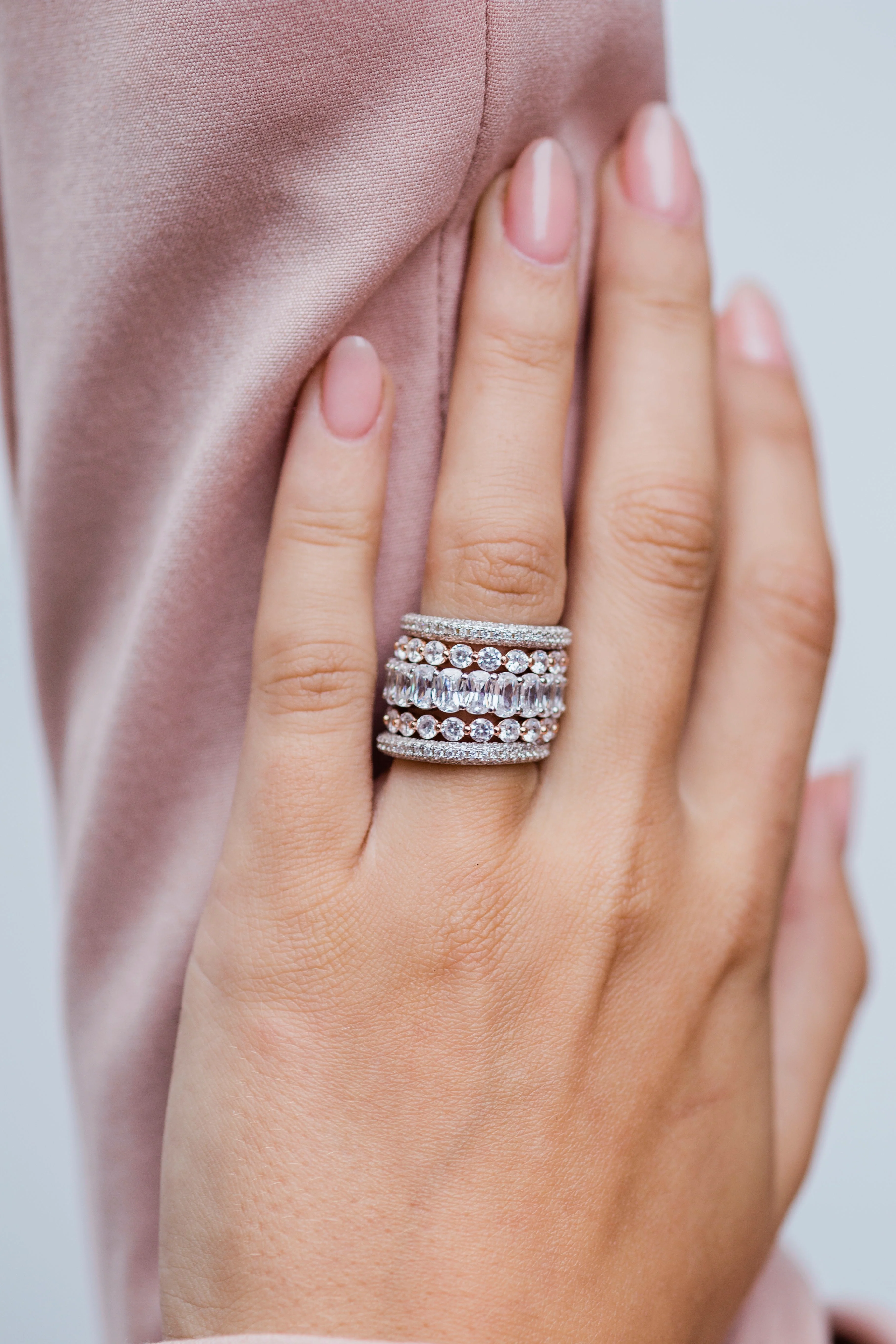 The Reese Band (2 Carat) - Image 17