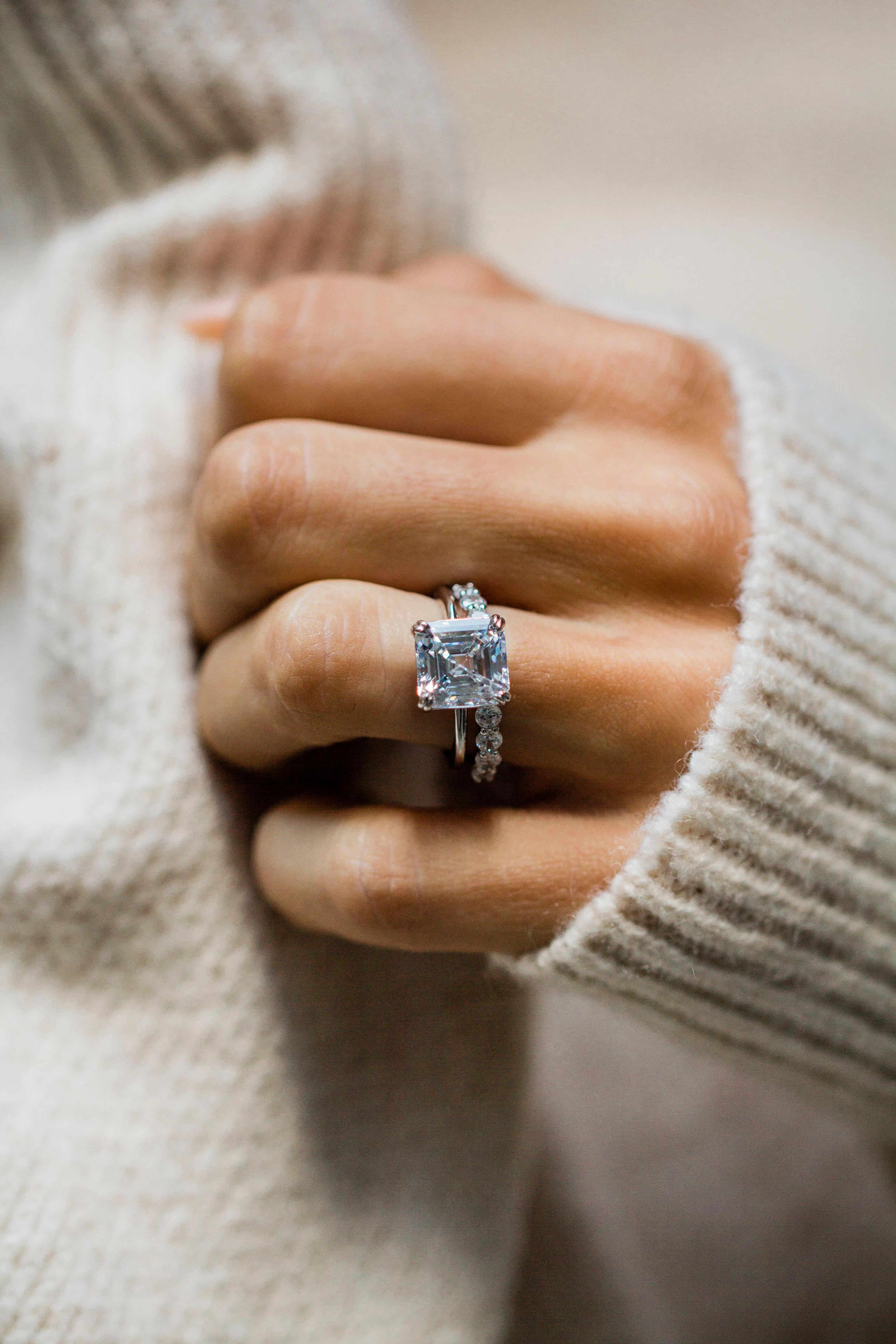 The Wren Ring (3.3 Carat) - Image 7